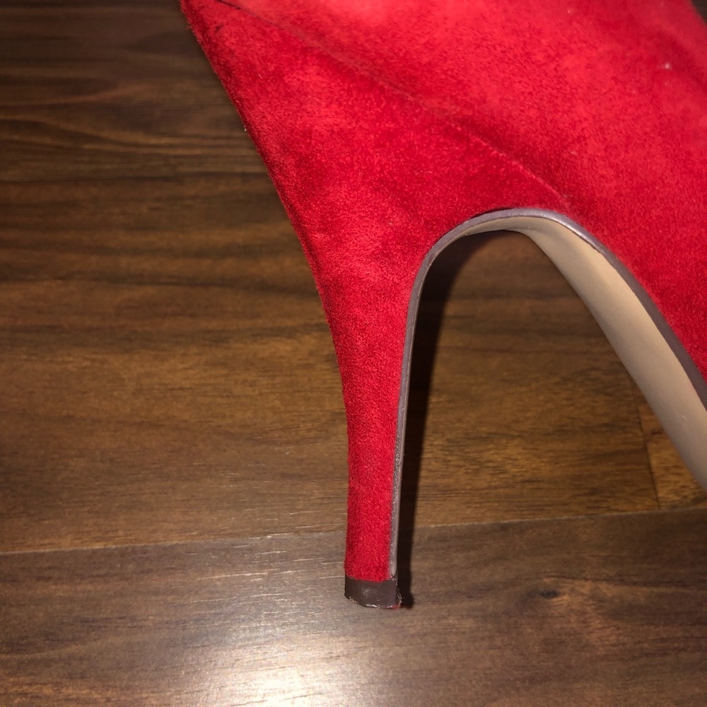 Shoes - Picture 6 of 7